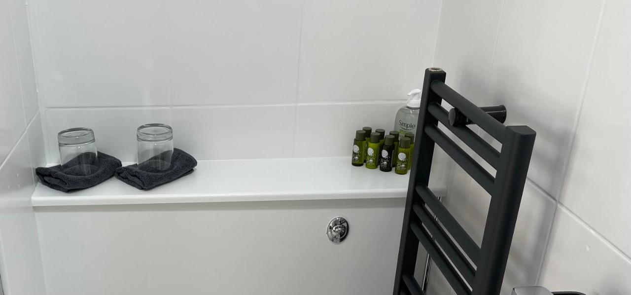 Stunning Contemporary 1 Bedroom En-Suite Annexe Plymouth Kültér fotó